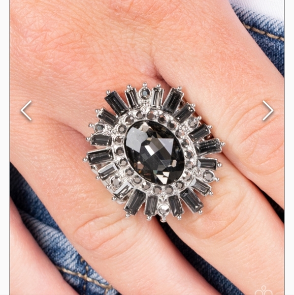 paparazzi Jewelry - Astral ATTITUDE Silver Ring  💍 Sz 6-10 Hematite